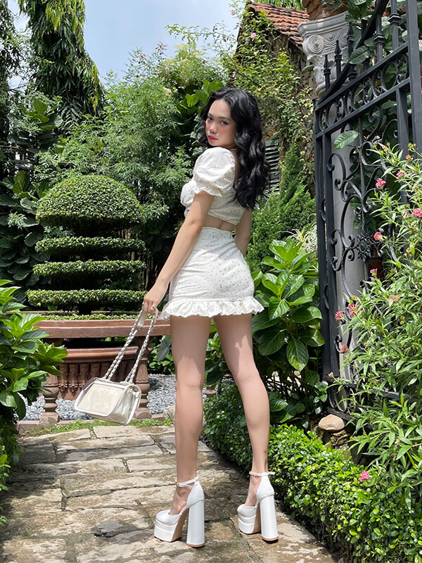 ISSABEE SET ÁO CROPTOP + CHÂN VÁY