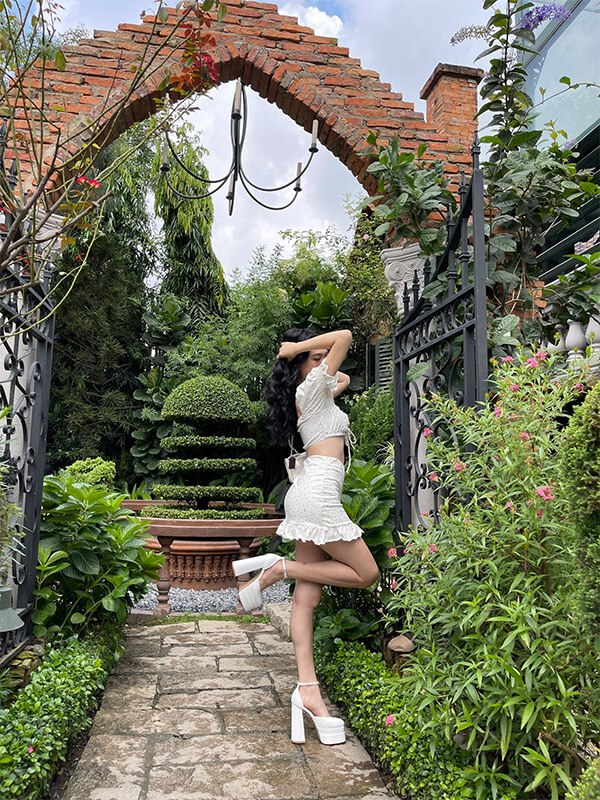 ISSABEE SET ÁO CROPTOP + CHÂN VÁY